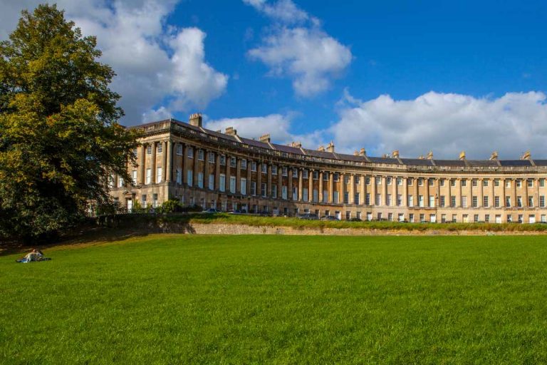 Terraced Georgian Houses Of The Royal Crescent 768x512 