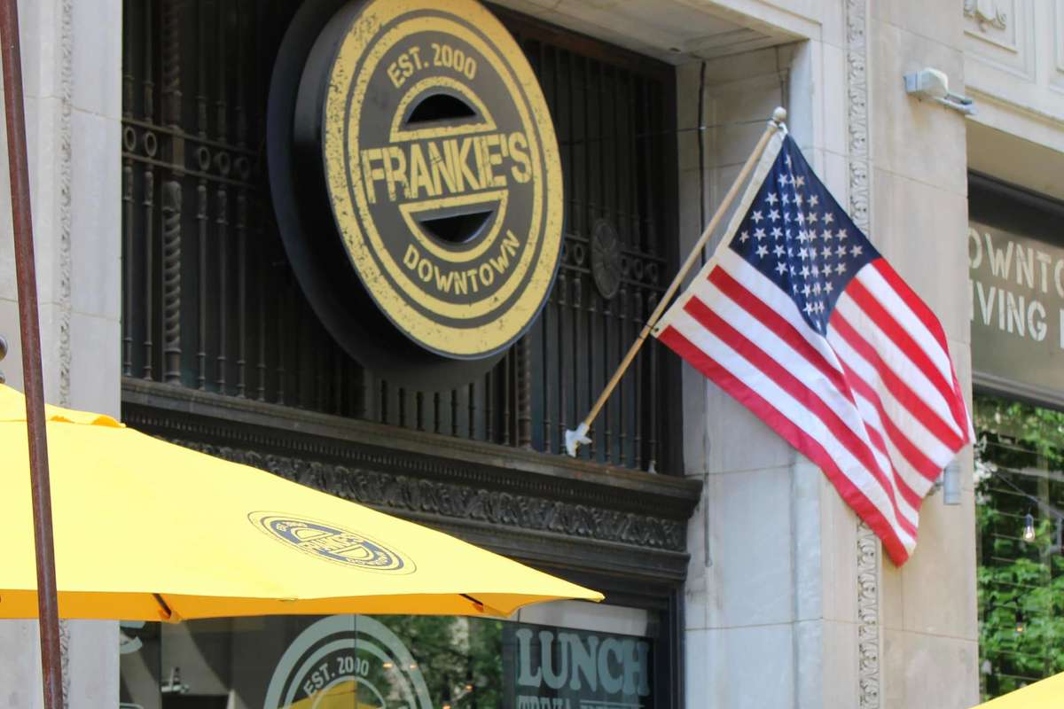 exterior-of-frankies-downtown-in-the-daytime
